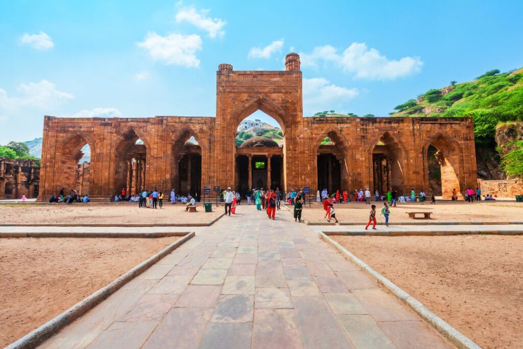 Adhai Din Ka Jhonpra